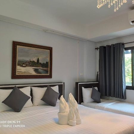 تْشينيغْرايْ Bann Tawan Hostel & Spa المظهر الخارجي الصورة