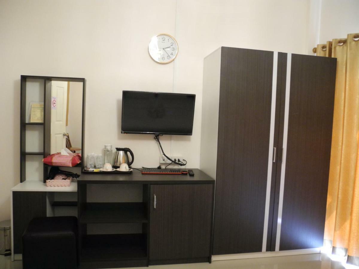 تْشينيغْرايْ Bann Tawan Hostel & Spa المظهر الخارجي الصورة